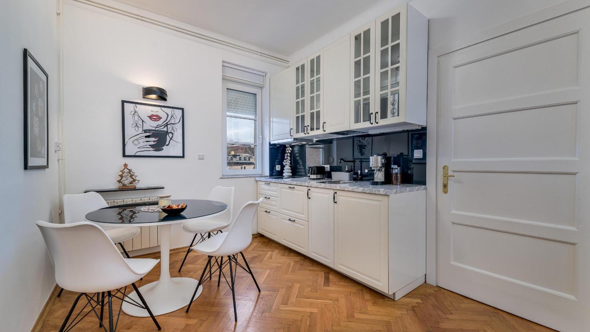 Iva'S Central Apartment Ζάγκρεμπ Εξωτερικό φωτογραφία