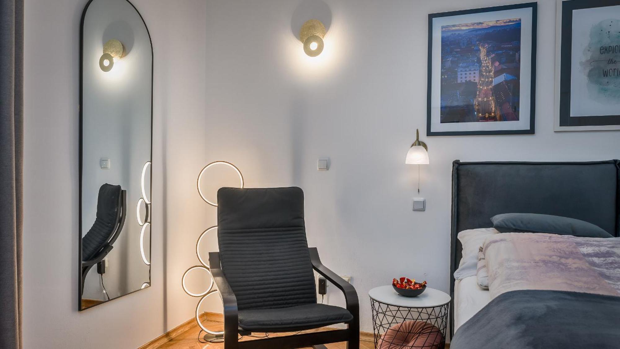 Iva'S Central Apartment Ζάγκρεμπ Εξωτερικό φωτογραφία